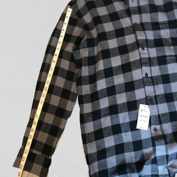 Club Room Grey and Black Plaid Men's Button Down Flannel Long Sleeve Shirt - Picture 5 of 9